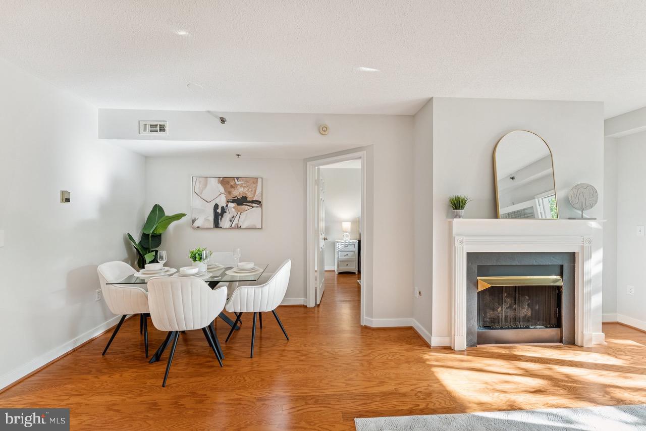 1045 N UTAH STREET N 2-212