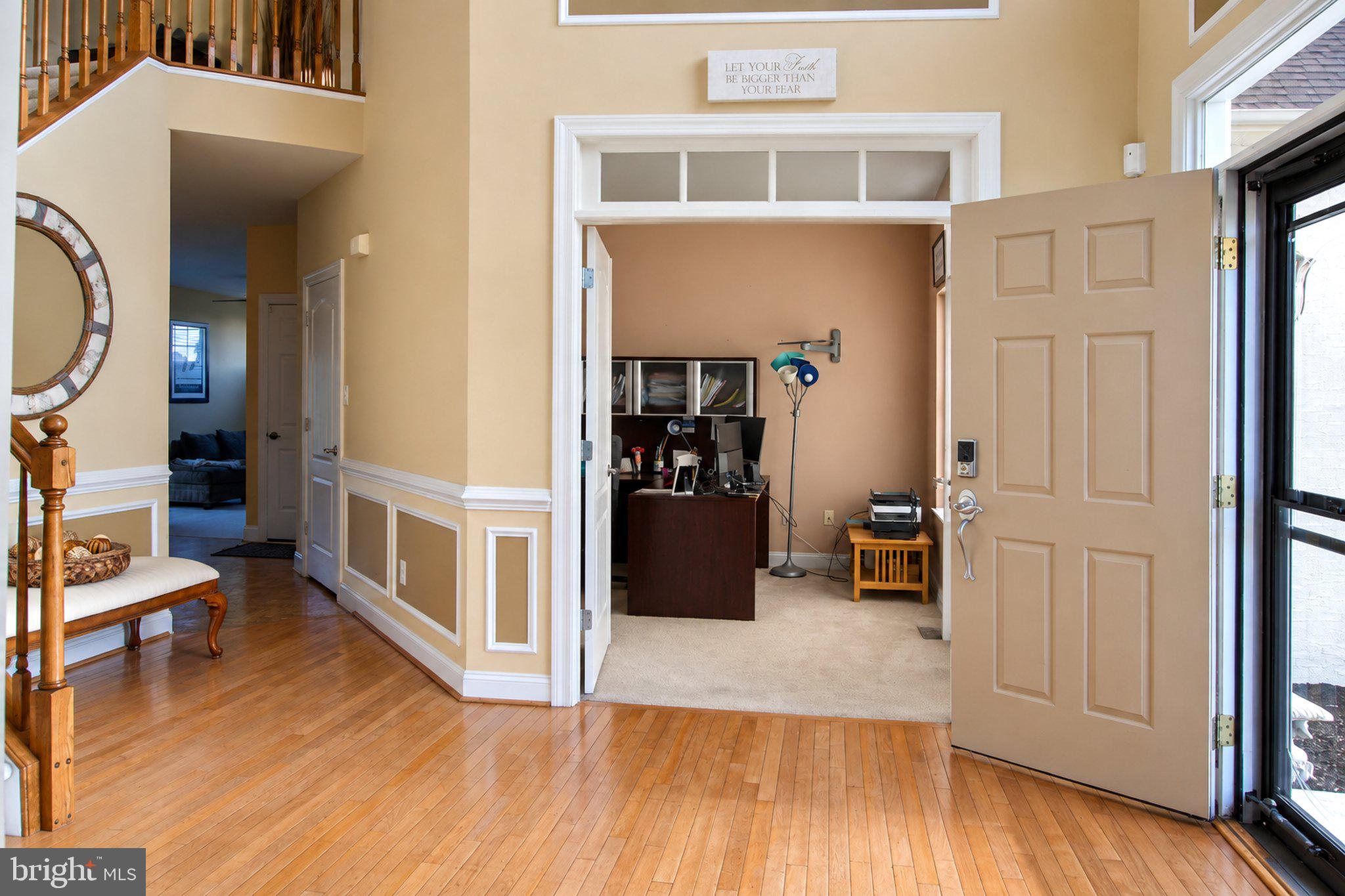 7 BRADFORD LANE