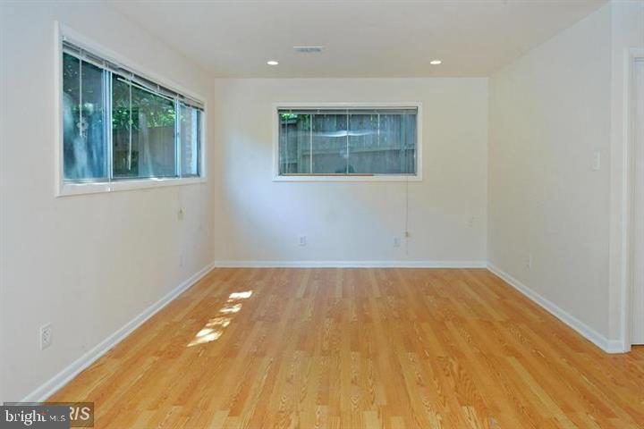 GLEN ECHO - Residential Lease