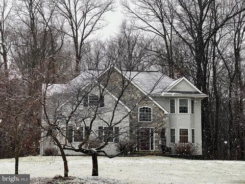 Photo of 20 Clearview Road, Willow Street, PA 17584 (MLS # PALA2044470)