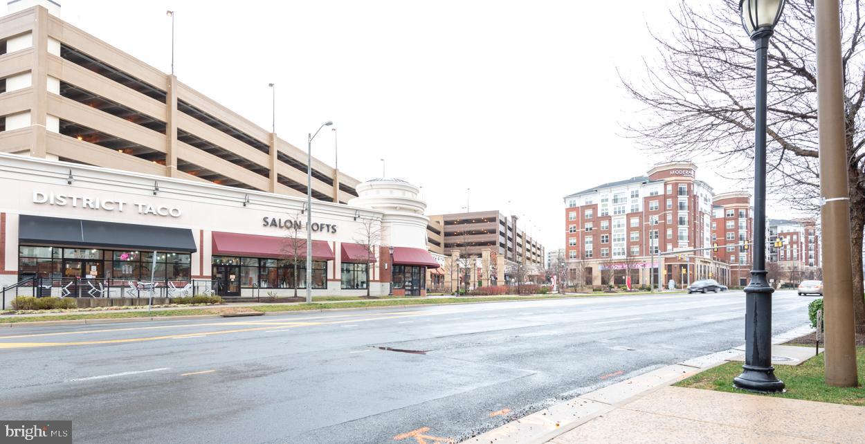 HALSTEAD AT THE METRO - Residential Lease