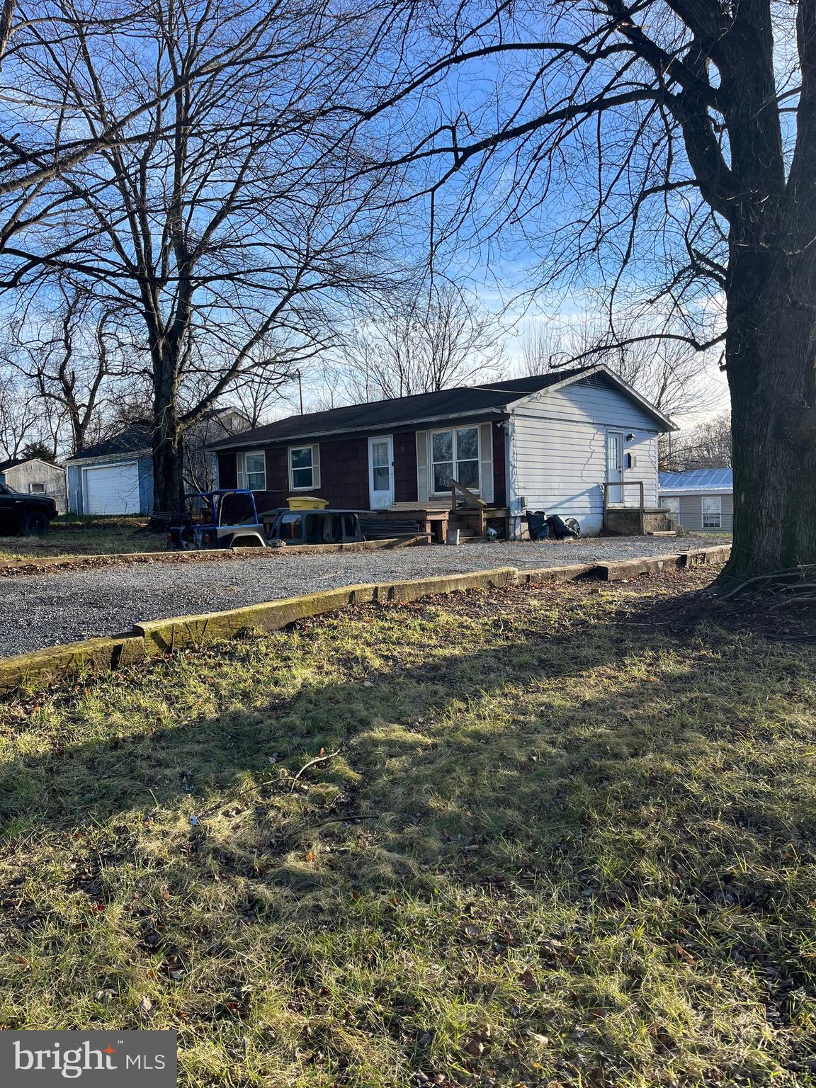 FOX GLEN - Residential