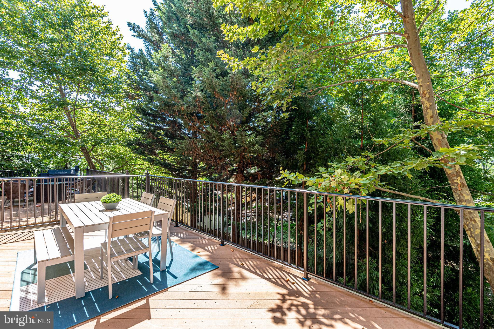 GLENBROOK VILLAGE - Residential