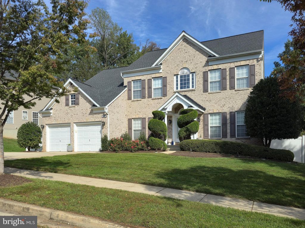 Photo of 5203 Ashleigh Glen Court, GLENN DALE, MD 20769 (MLS # MDPG2178654)