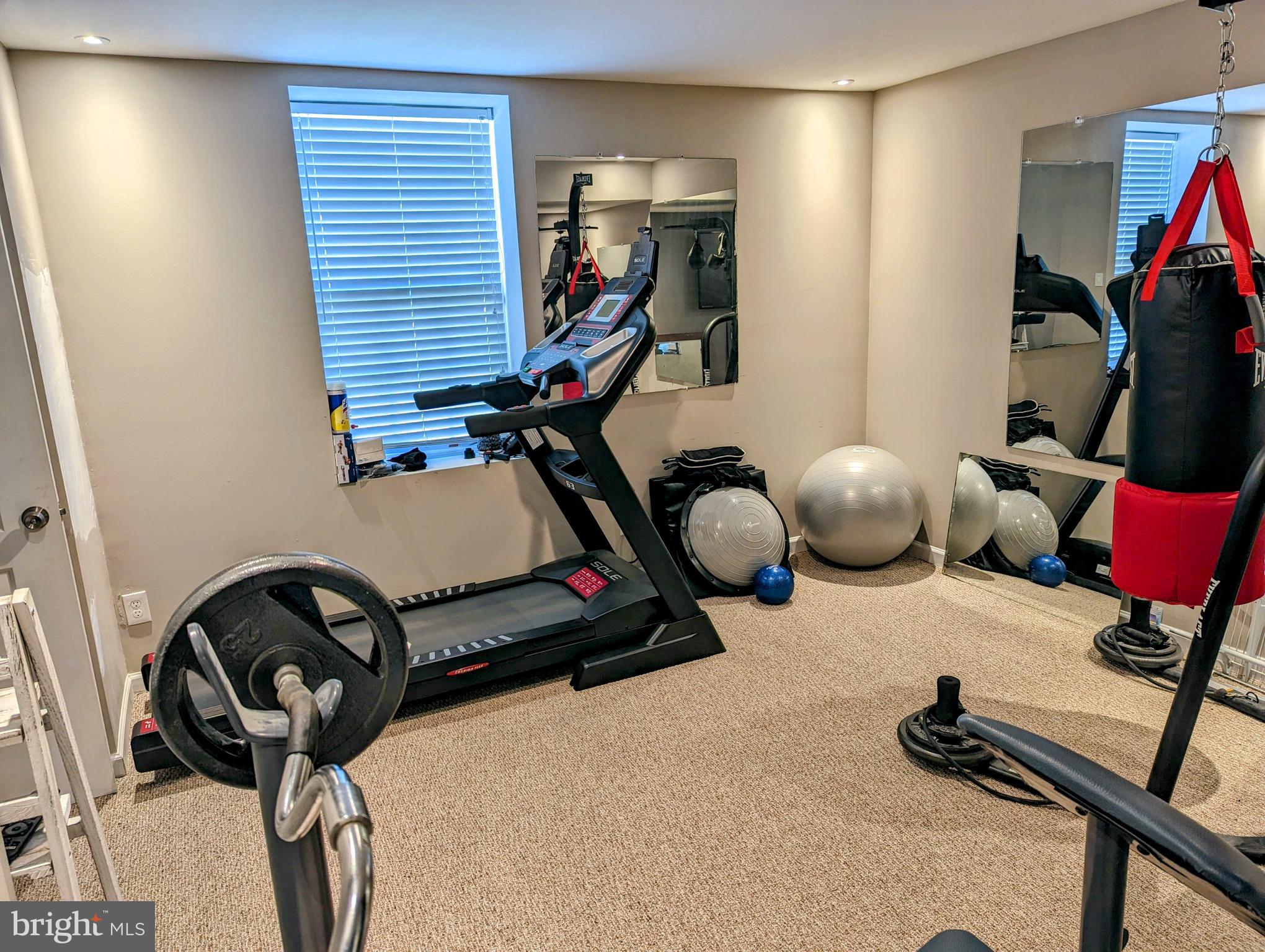 GLENSHIRE ESTATES - Residential