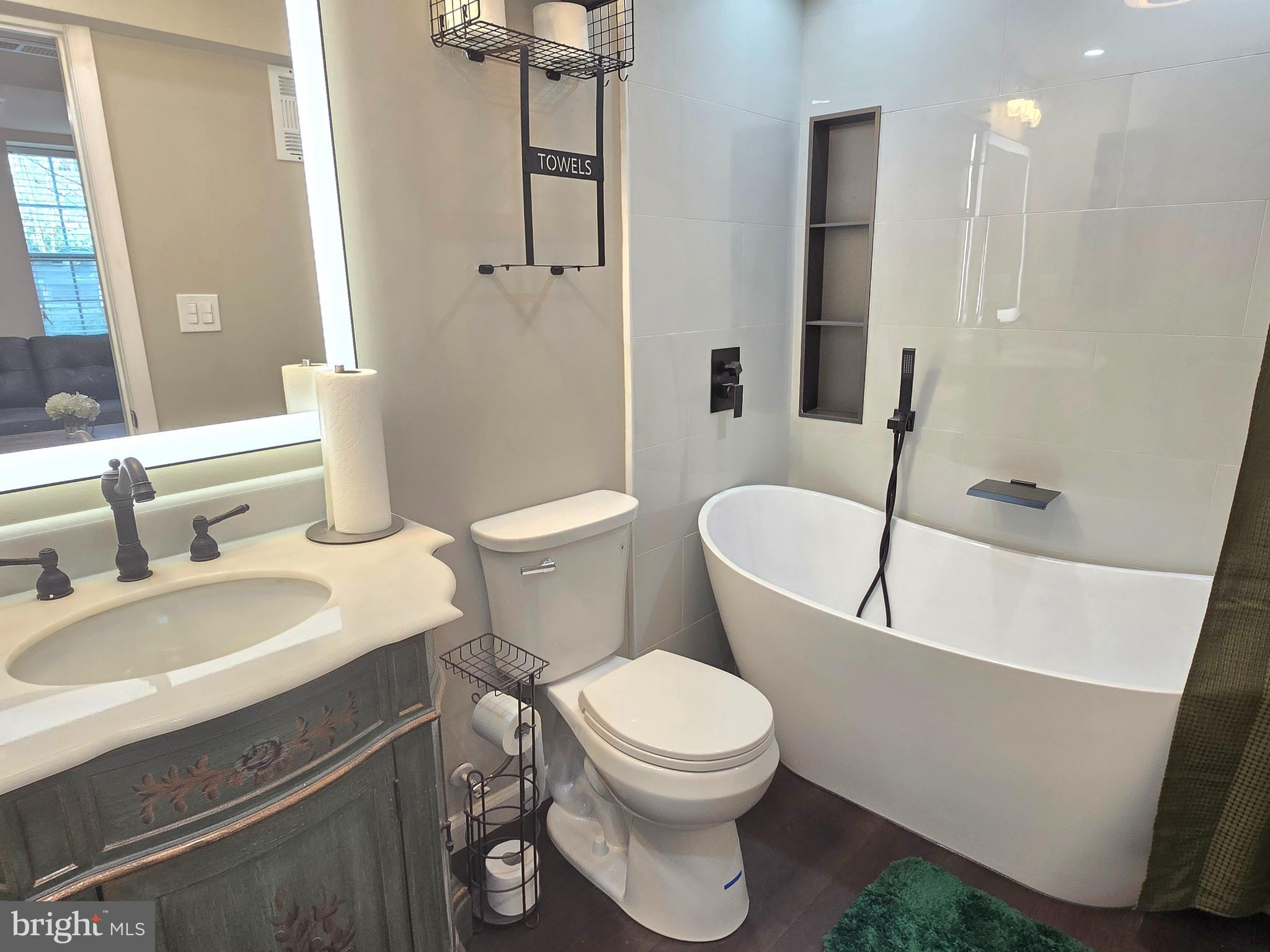 GLENSHIRE ESTATES - Residential