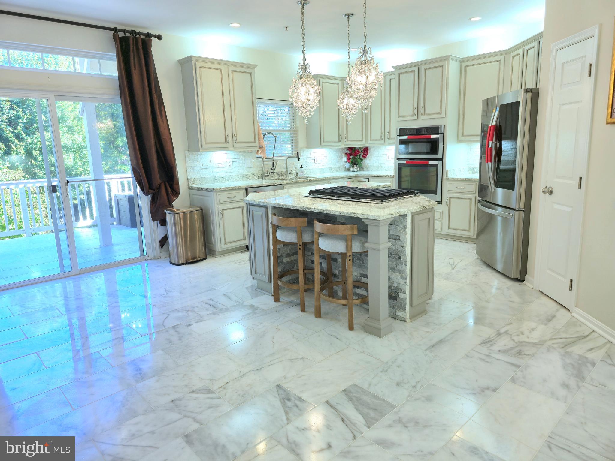 GLENSHIRE ESTATES - Residential