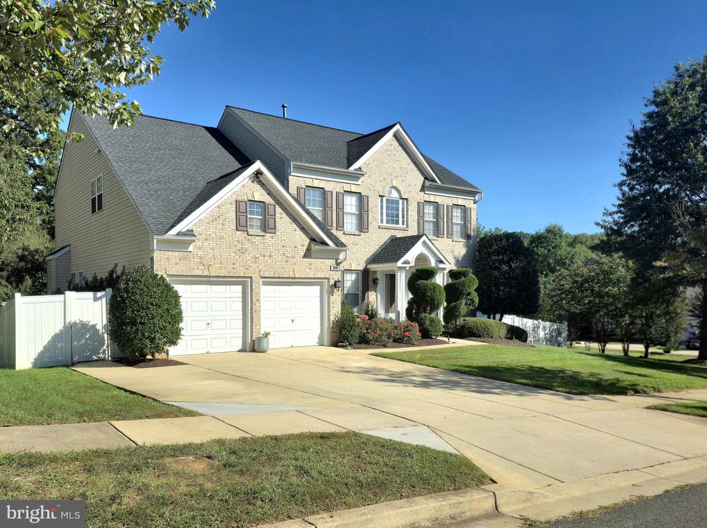 Photo of 5203 Ashleigh Glen Court, GLENN DALE, MD 20769 (MLS # MDPG2178654)
