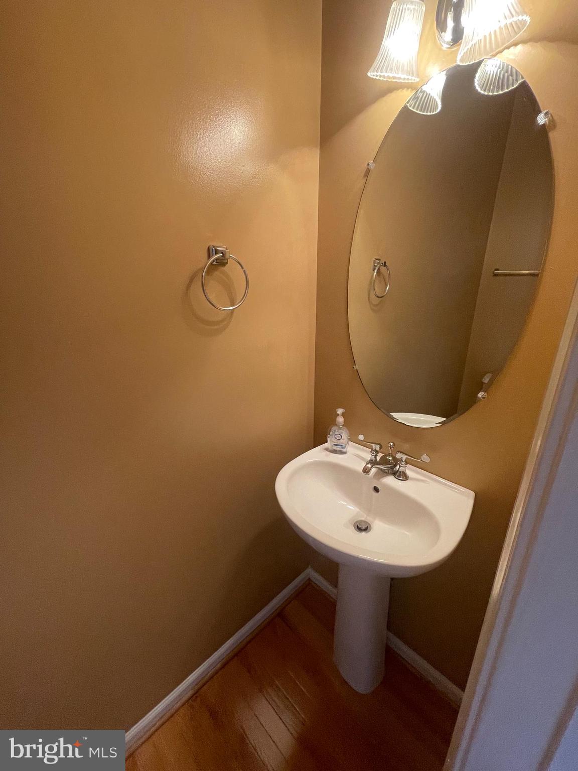 SUMMERS GROVE - Residential Lease