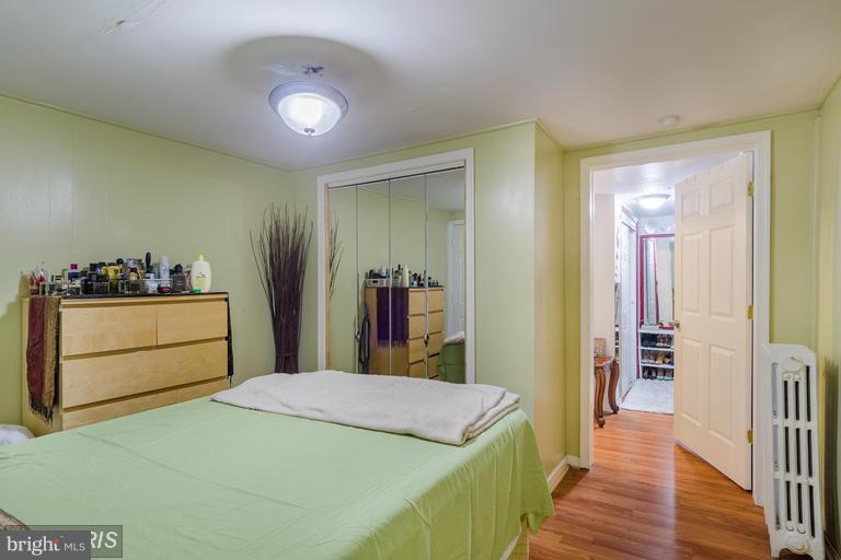 WASHINGTON VILLAGE - Residential Lease