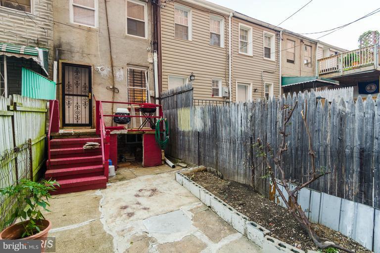 WASHINGTON VILLAGE - Residential Lease