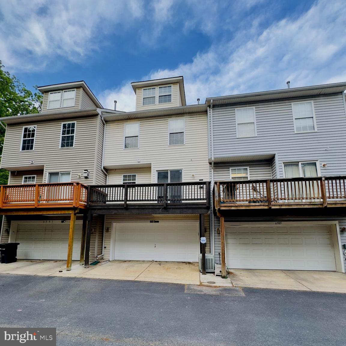 6503 KIMONO COURT