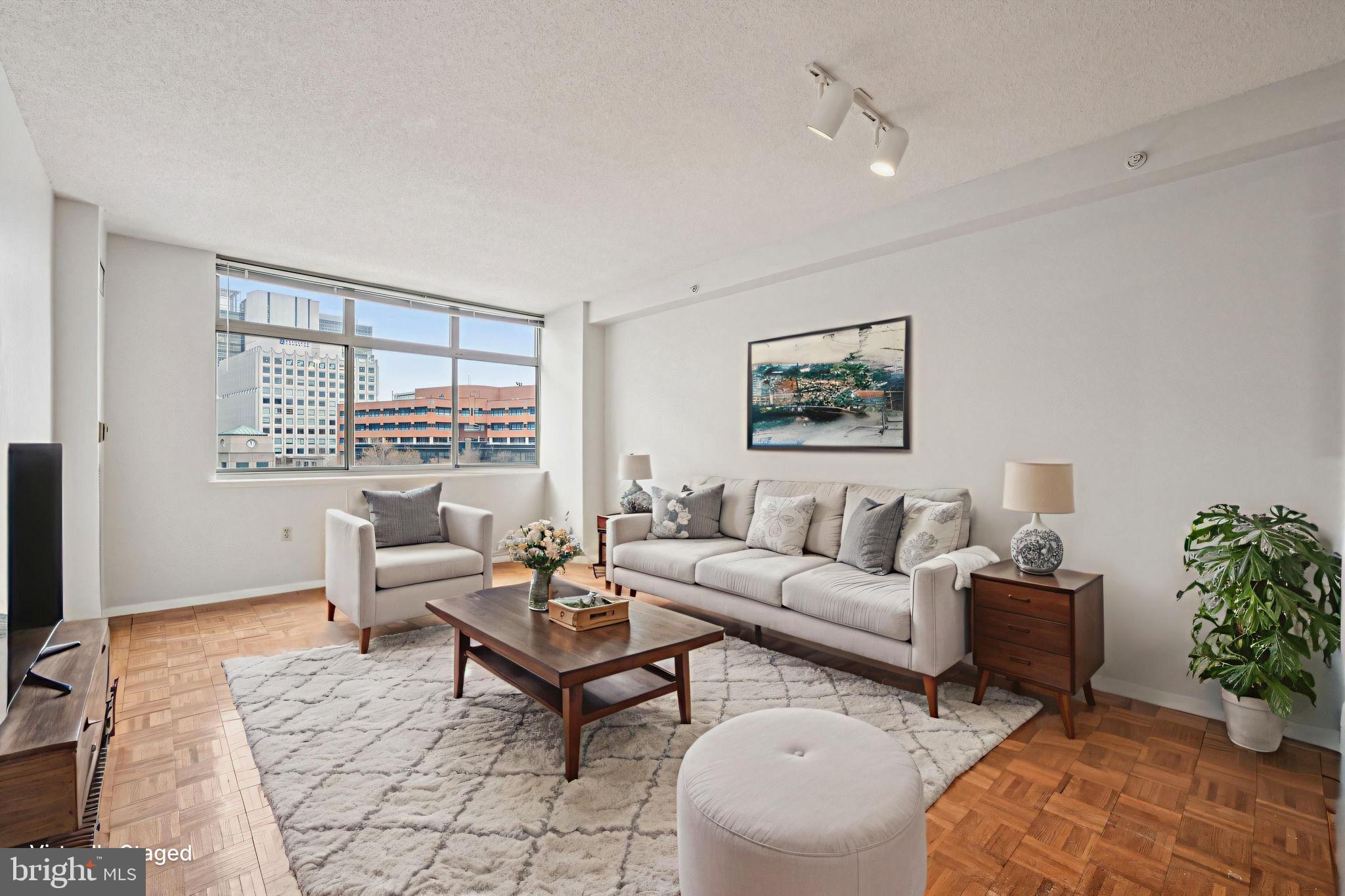 7111 WOODMONT AVENUE 814