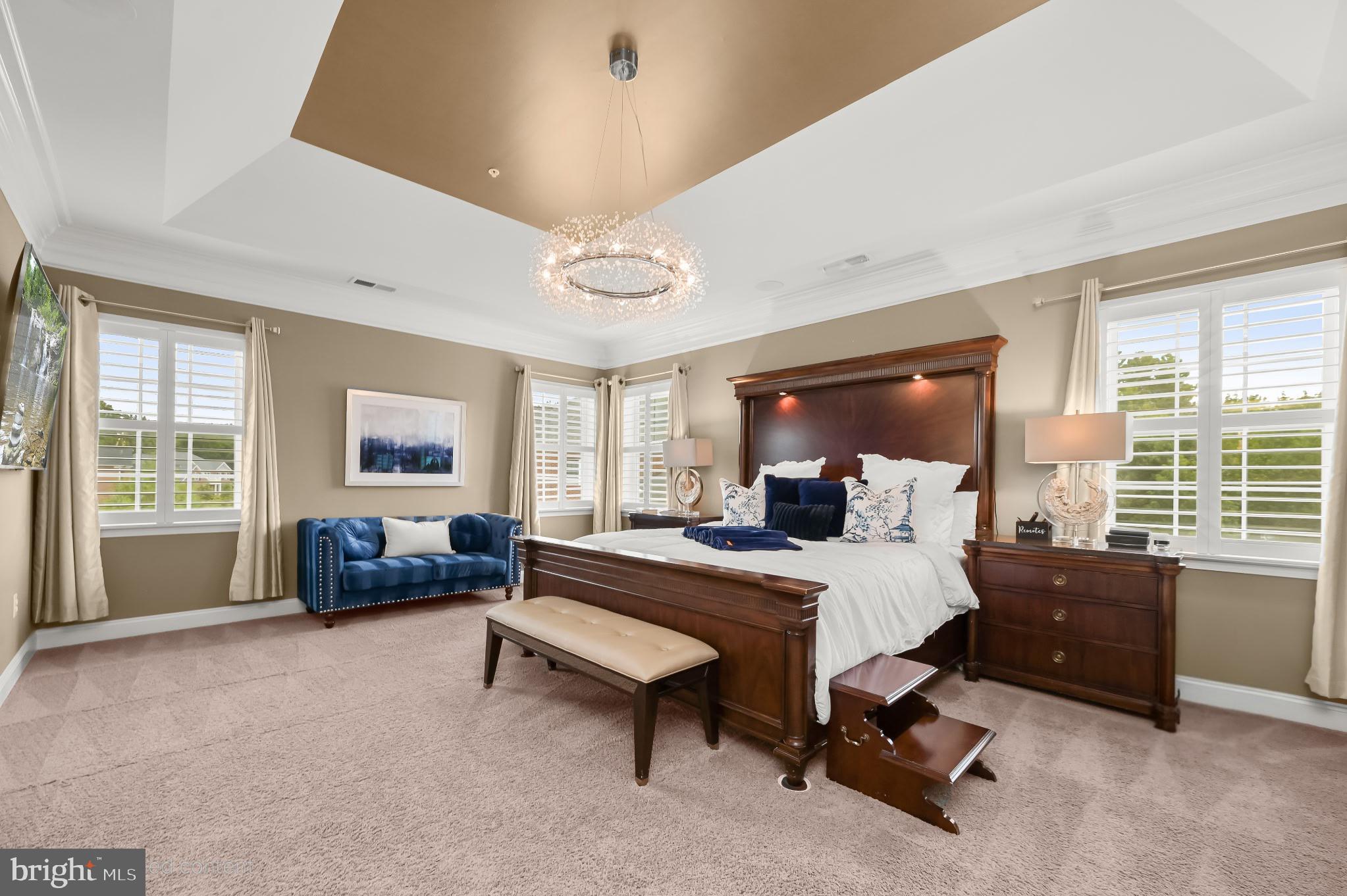 OAK CREEK - Residential