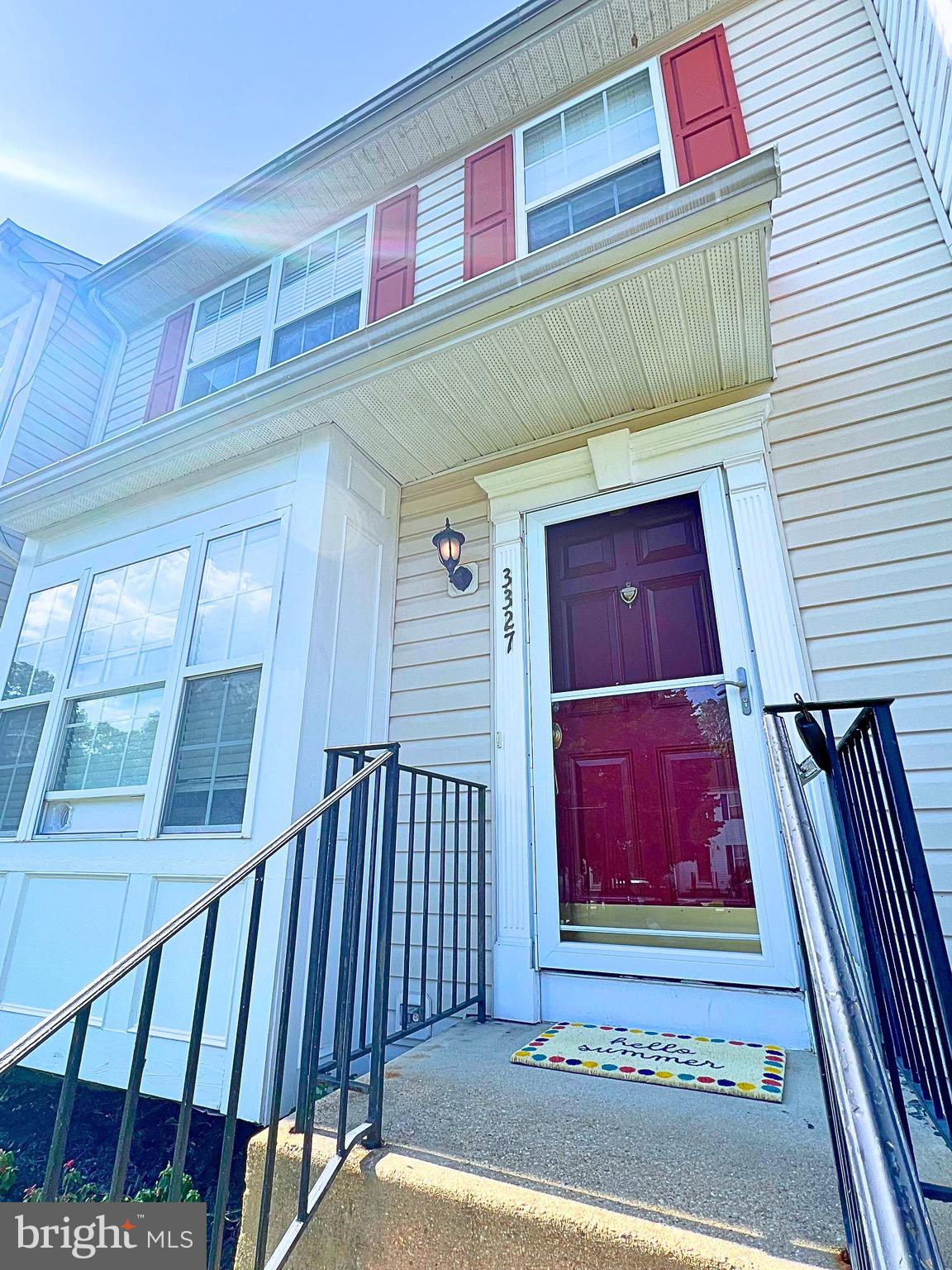 3327 SILVERTON LANE