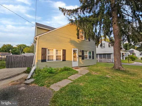 39 Maplewood Avenue, Carneys Point, NJ MLS: NJSA2016814