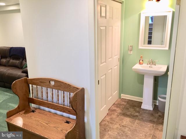 COOL SPRINGS - Residential