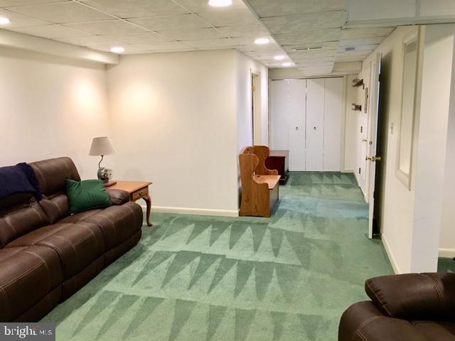 COOL SPRINGS - Residential