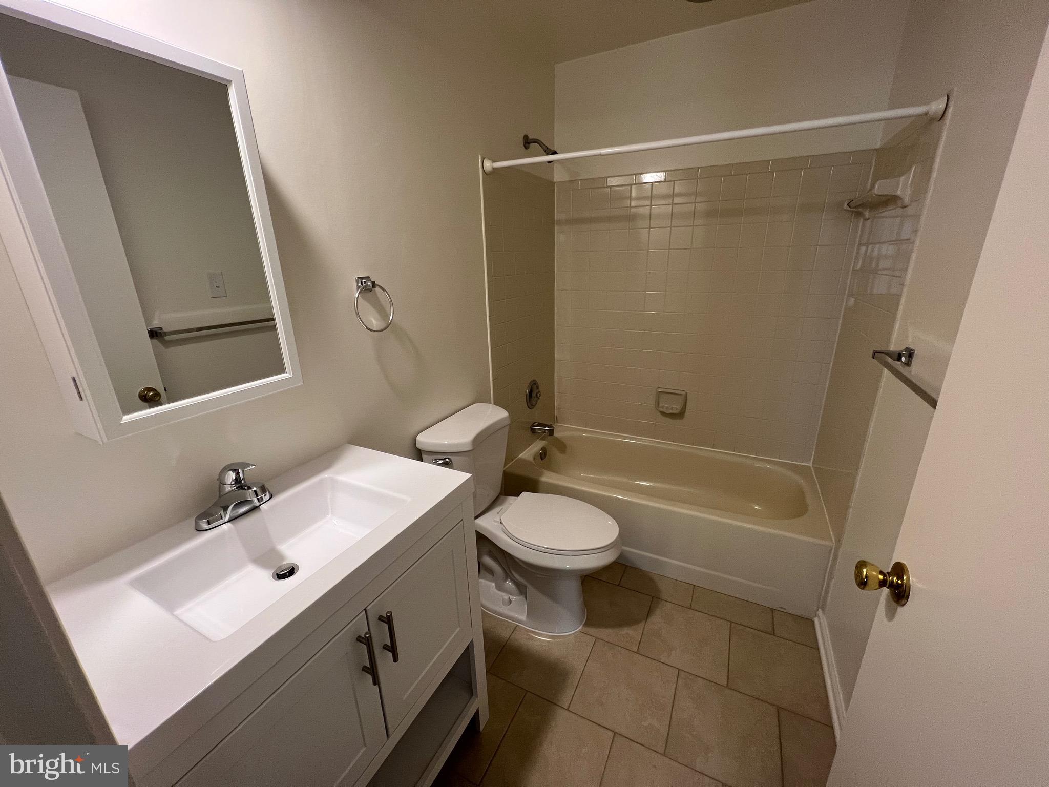 BRANDERMILL - Residential Lease