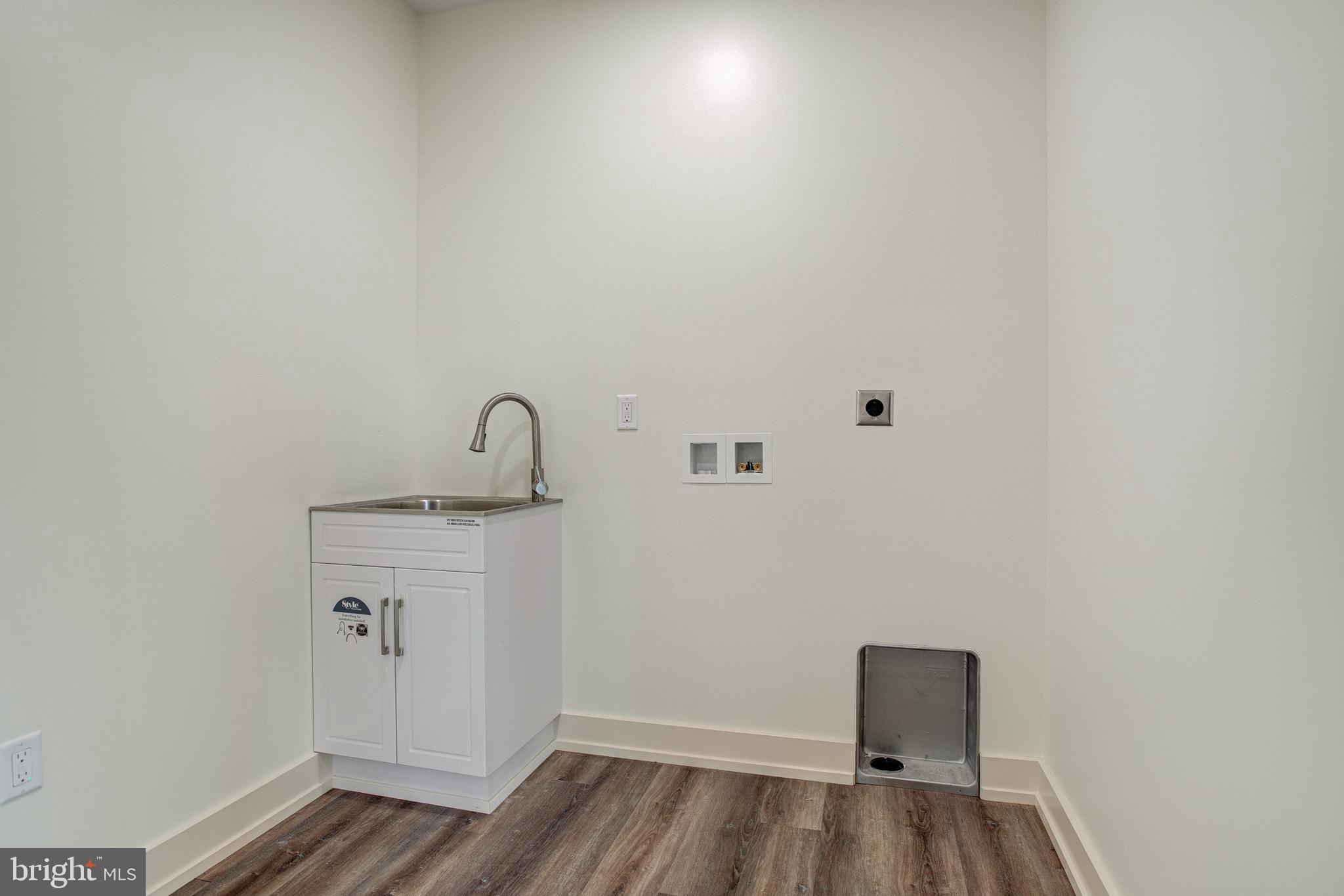 STEARNS CROSSING - Residential