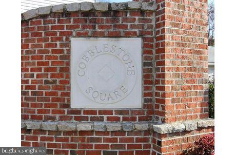 COBBLESTONE SQUARE - Residential Lease