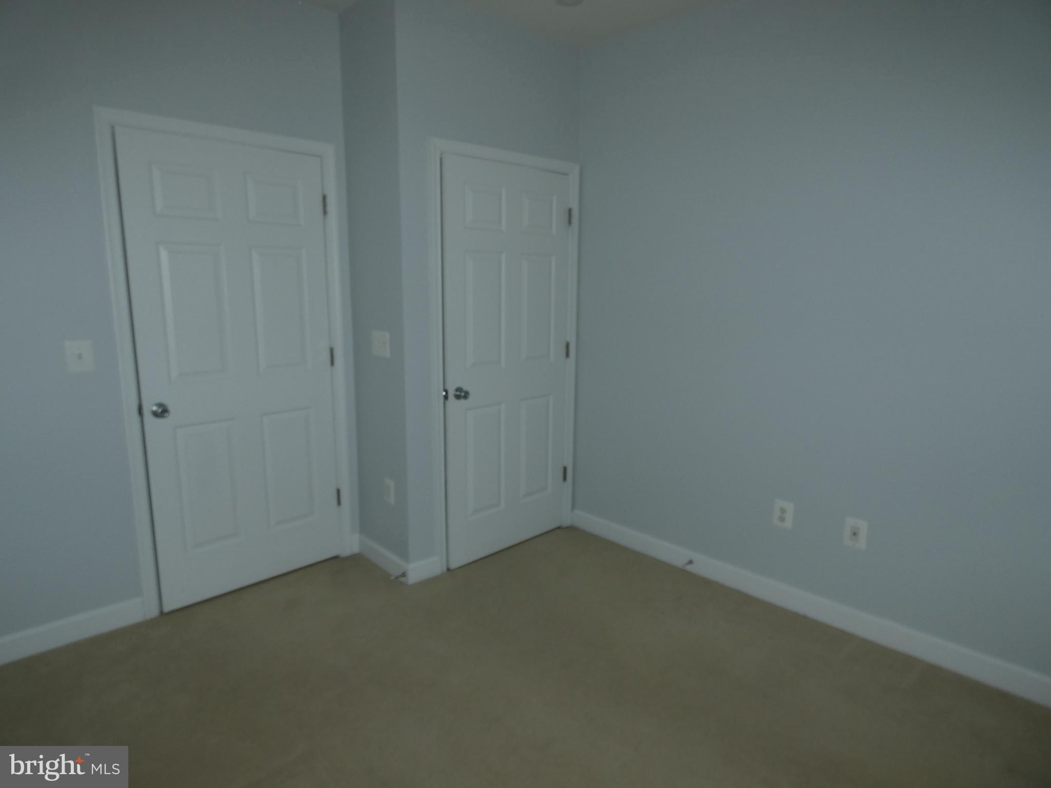 COBBLESTONE SQUARE - Residential Lease