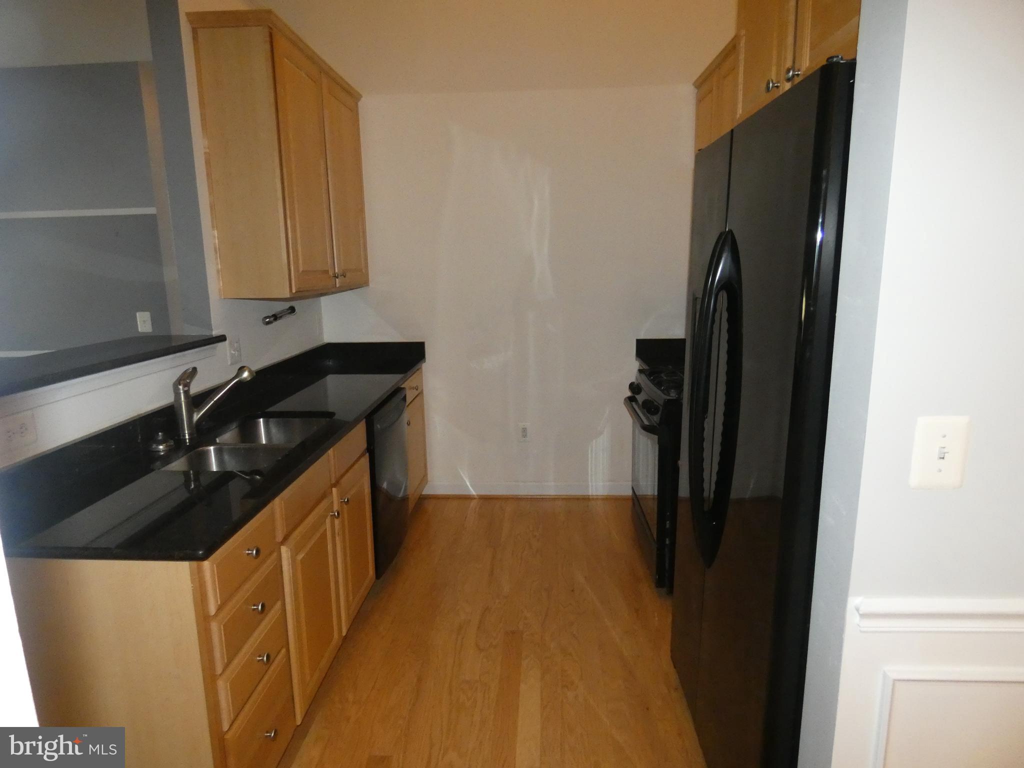 COBBLESTONE SQUARE - Residential Lease