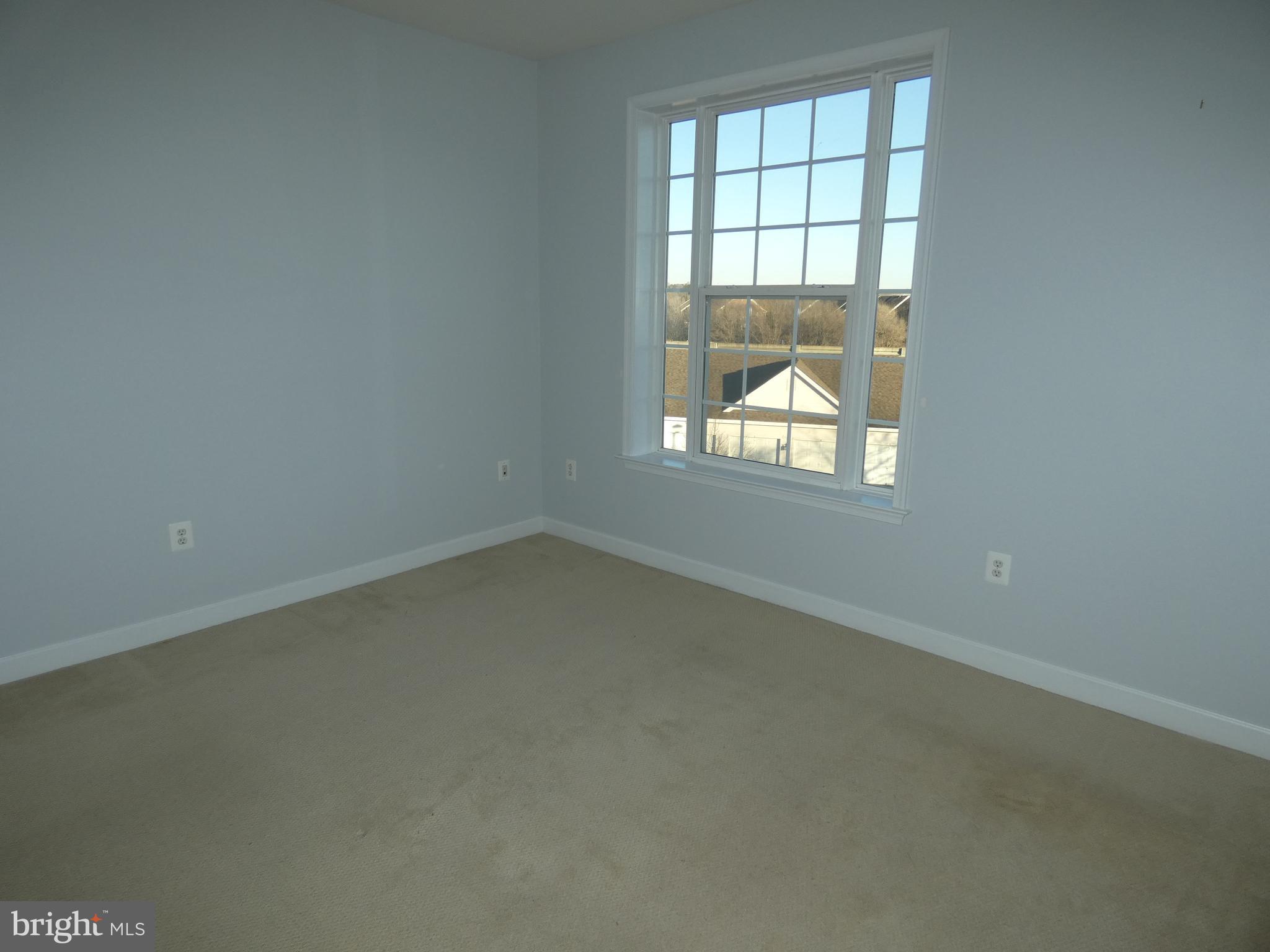 COBBLESTONE SQUARE - Residential Lease