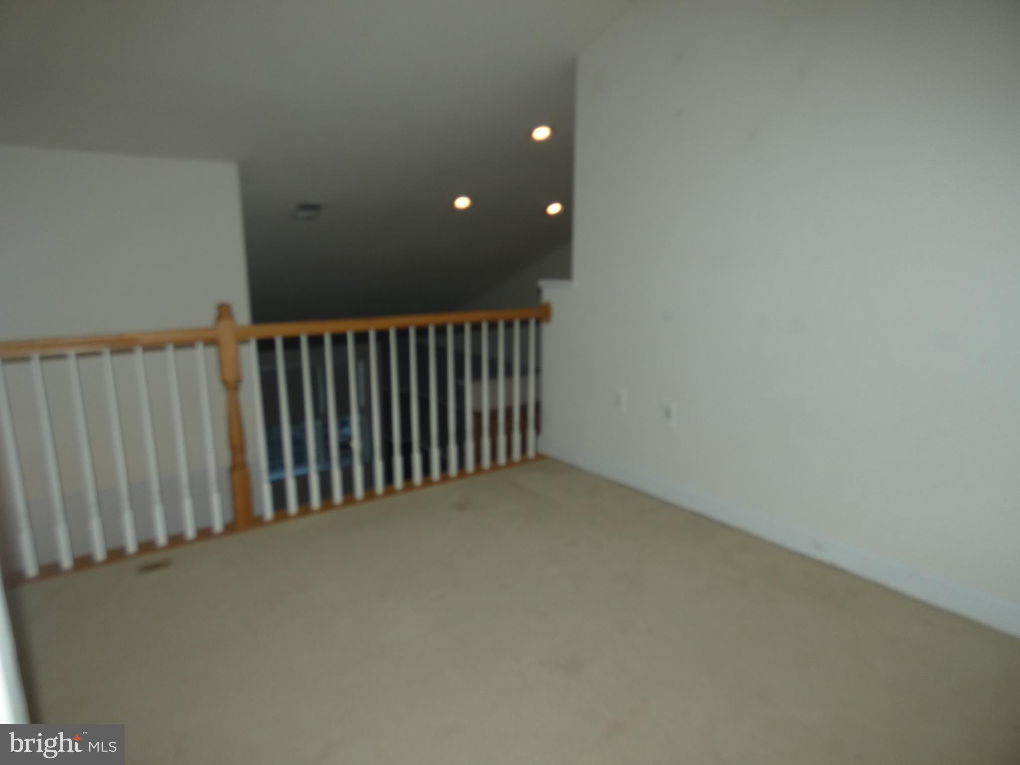 COBBLESTONE SQUARE - Residential Lease