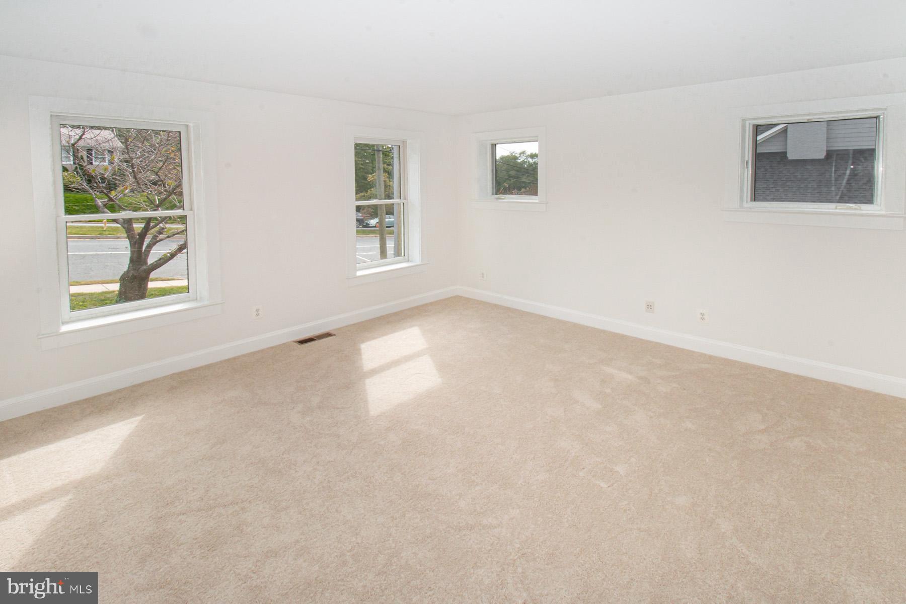 BERKSHIRE OAKWOOD - Residential Lease