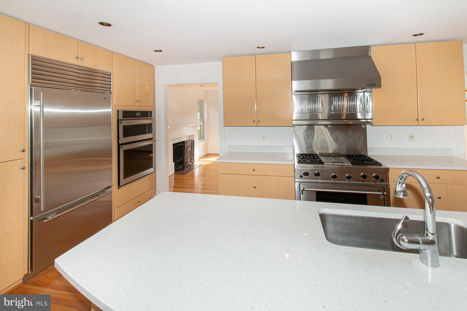 BERKSHIRE OAKWOOD - Residential Lease