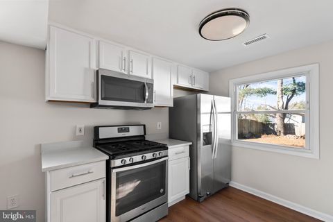 Tiny photo for 4502 Kentmore Drive, WOODBRIDGE, VA 22193 (MLS # VAPW2110460)