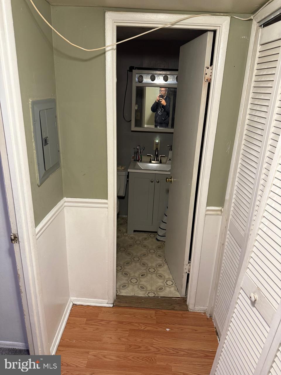 HOLLY HILL CONDOMINIUMS - Residential