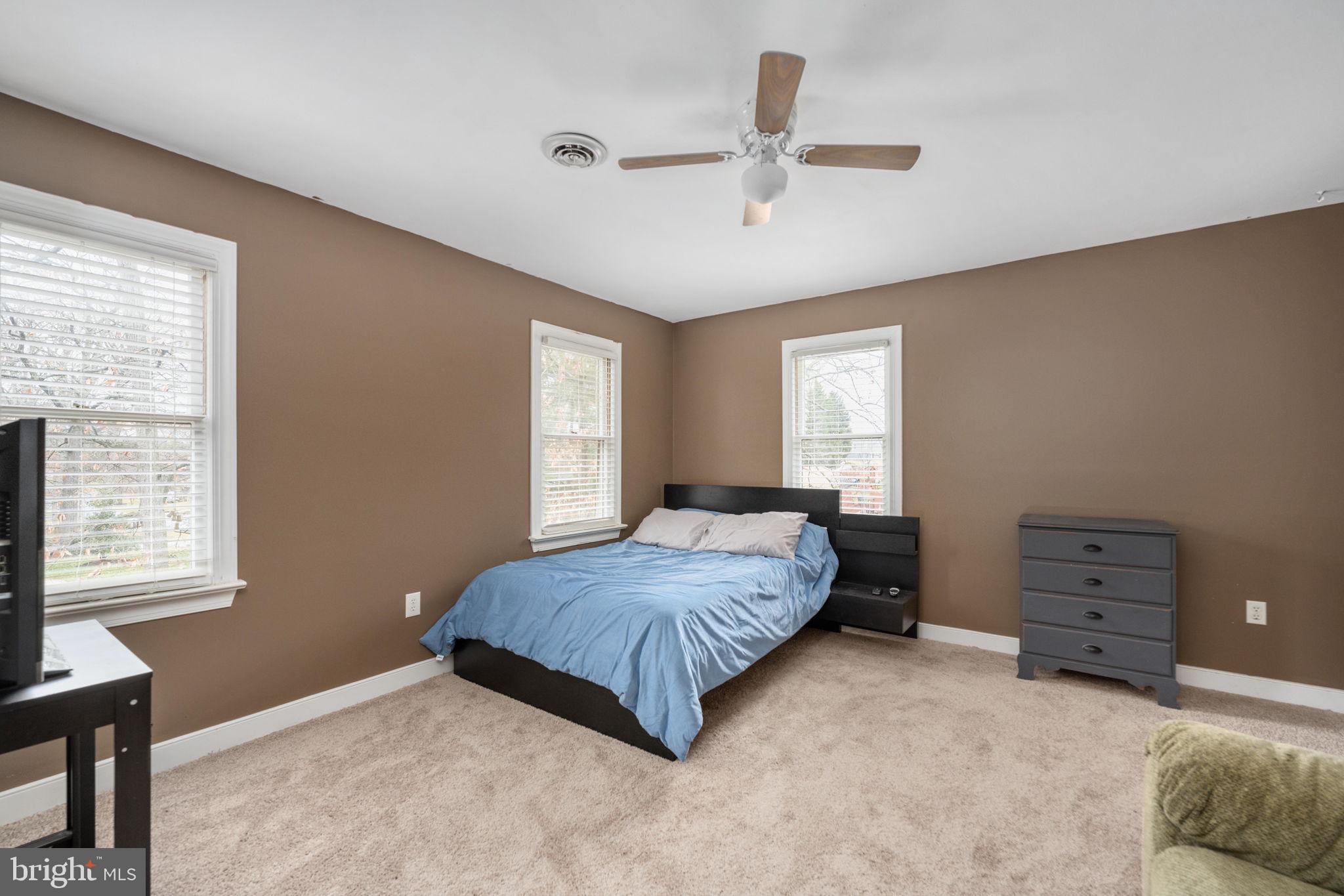 CLEARVIEW HEIGHTS - Residential