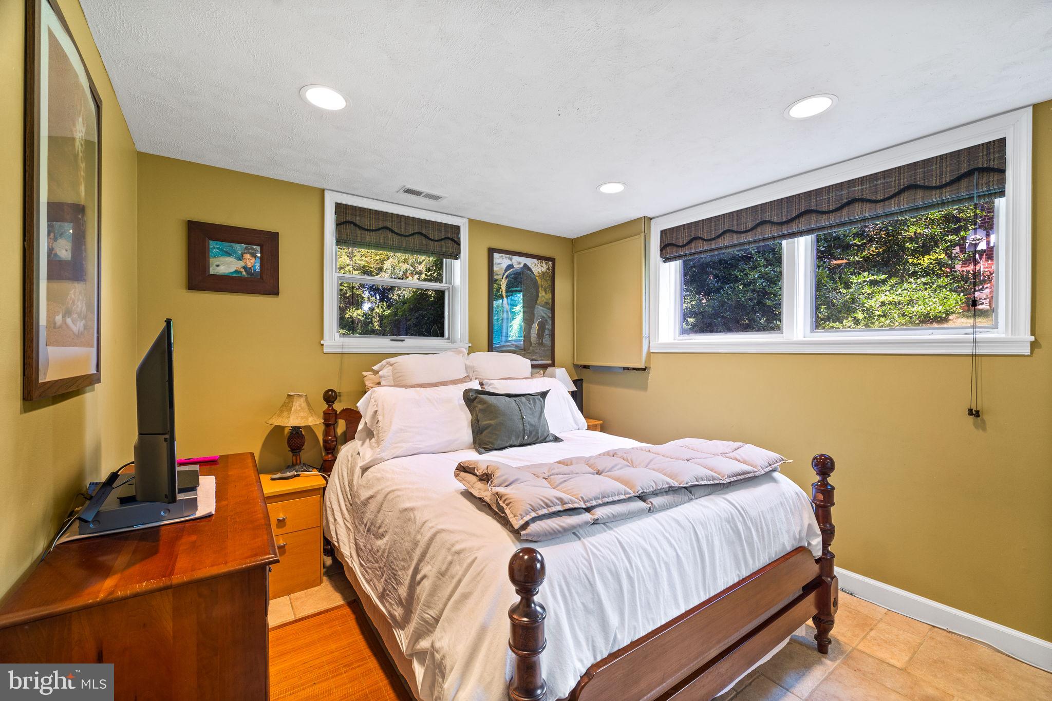 GRIFFITH PARK - Residential