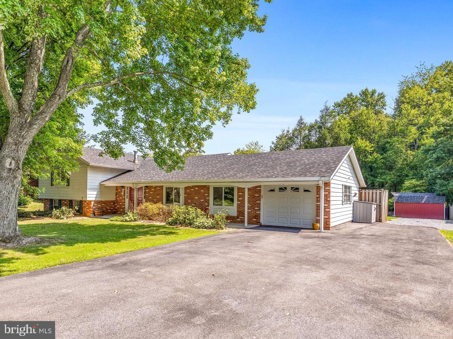 GRIFFITH PARK - Residential