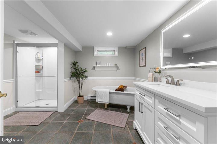 LANSDALE - Residential