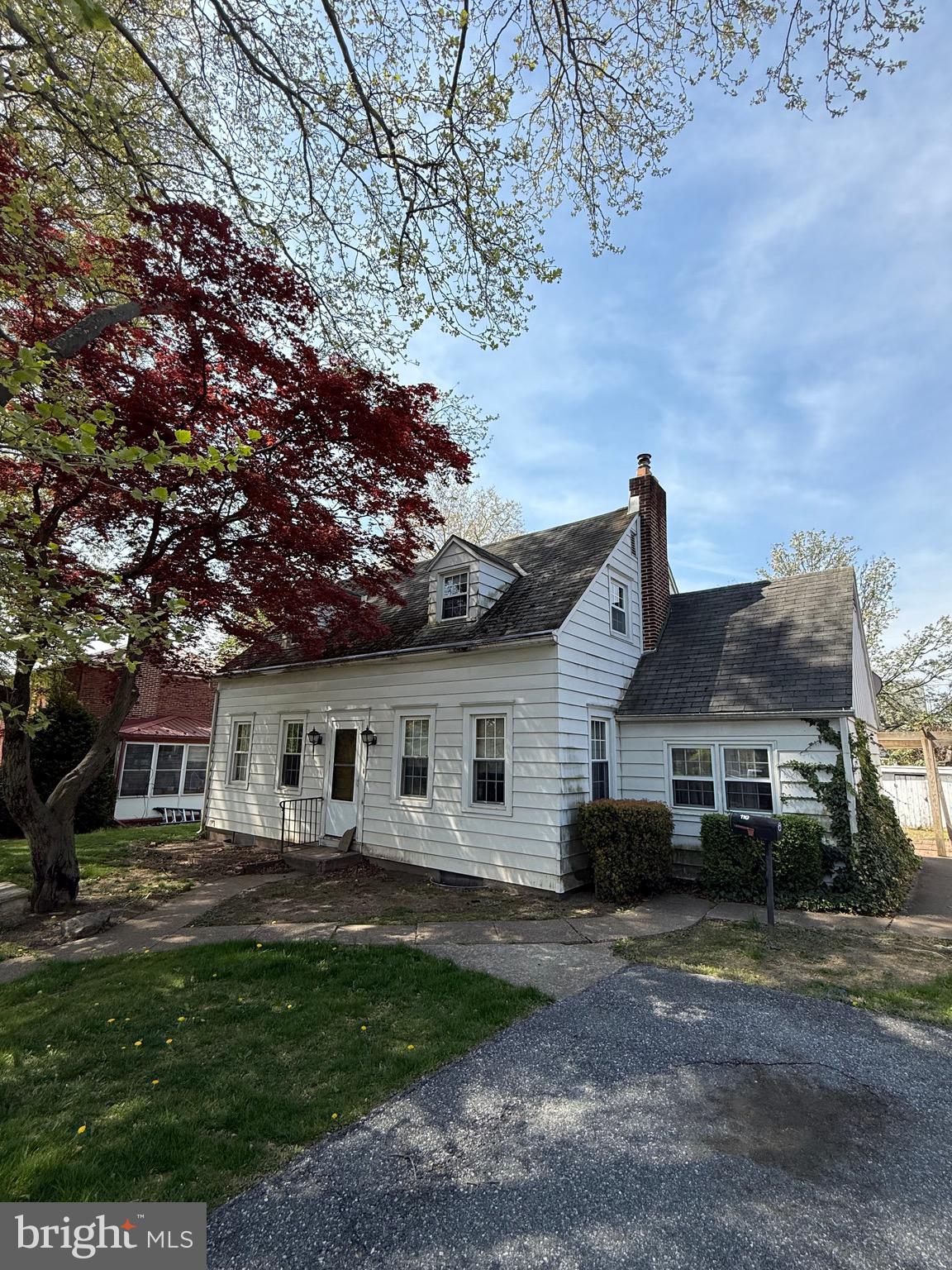 110 S ARLINGTON AVENUE
