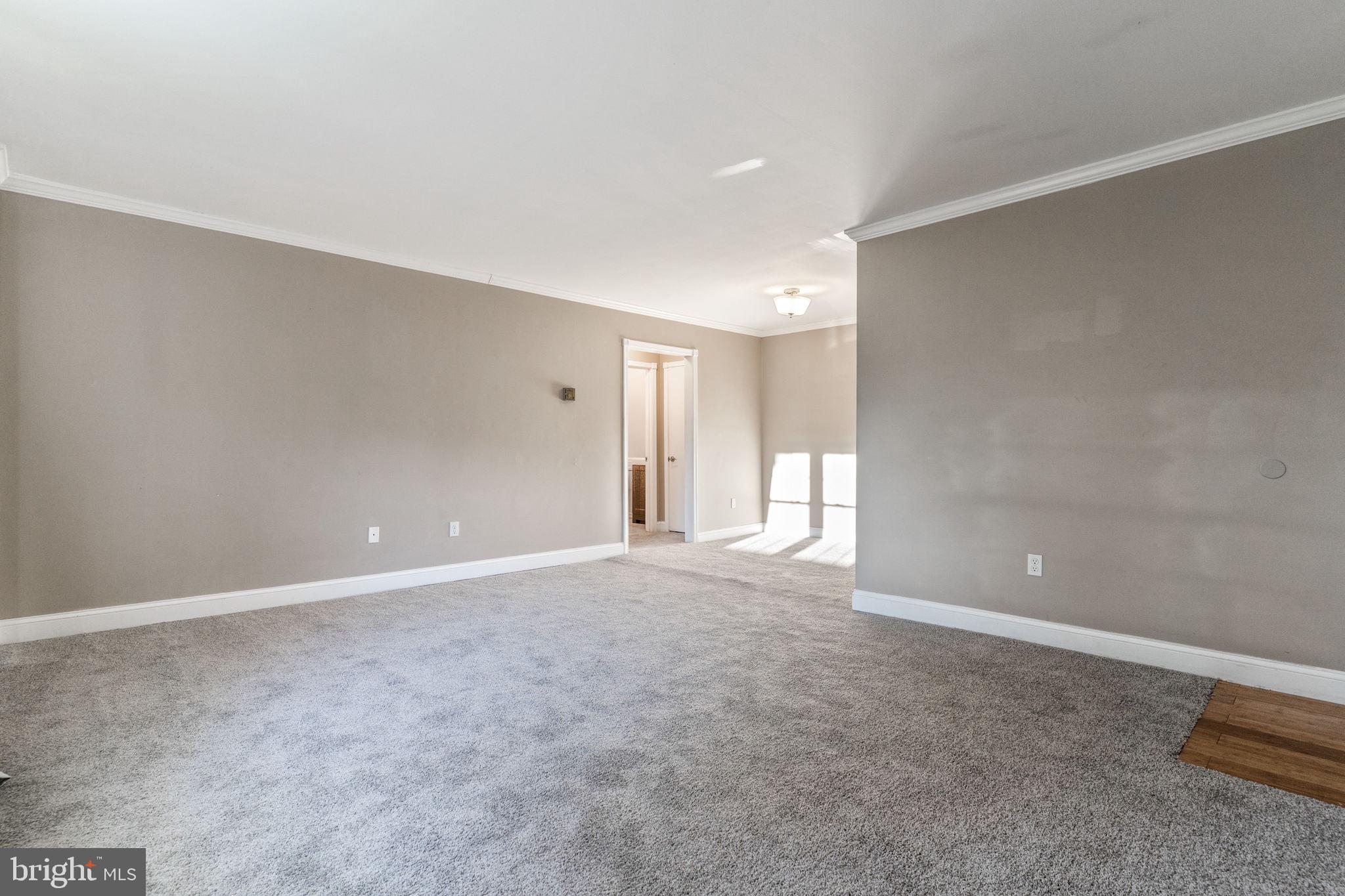 MONTPELIER VILLAGE - Residential Lease