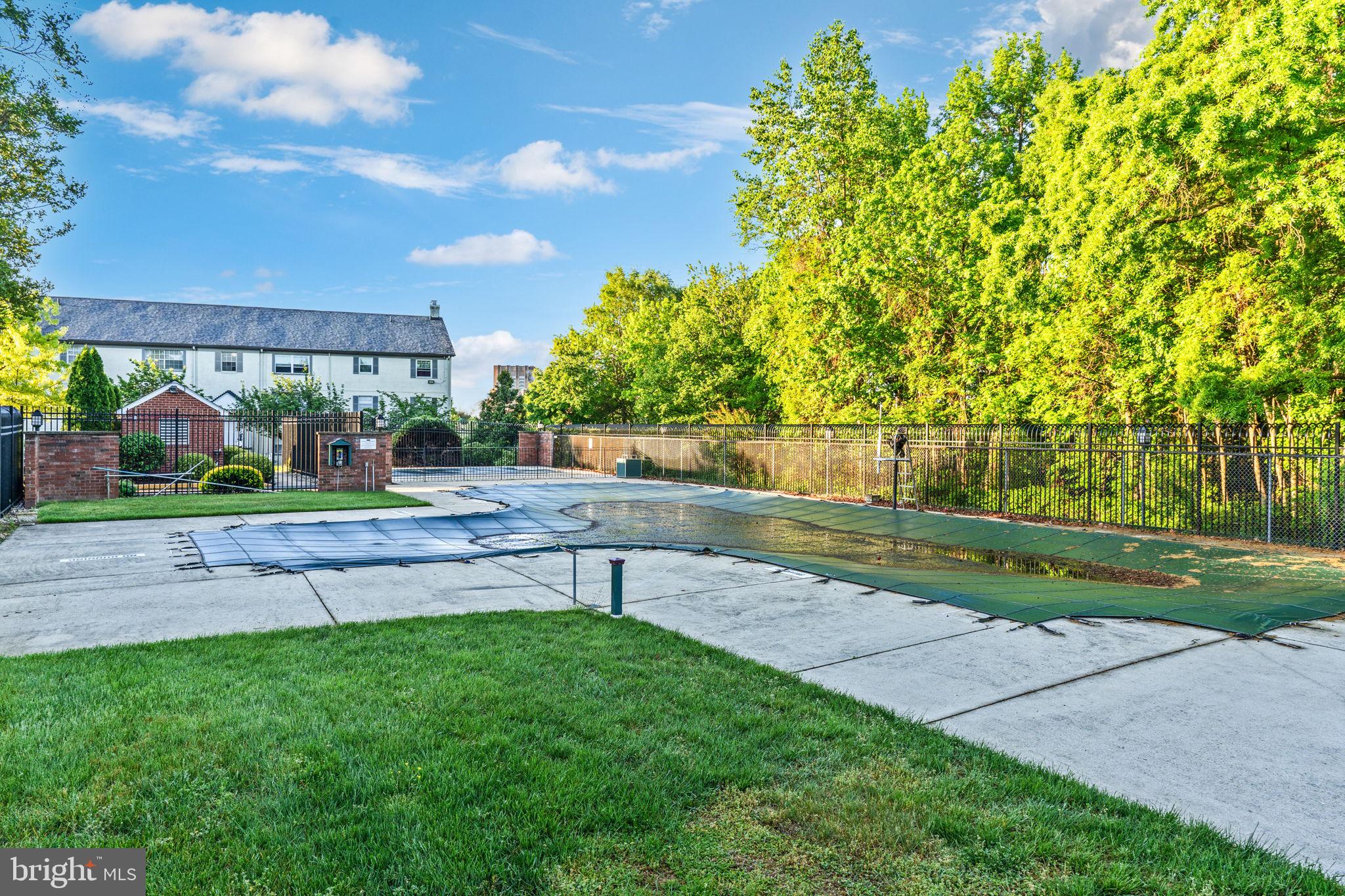 MONTPELIER VILLAGE - Residential Lease