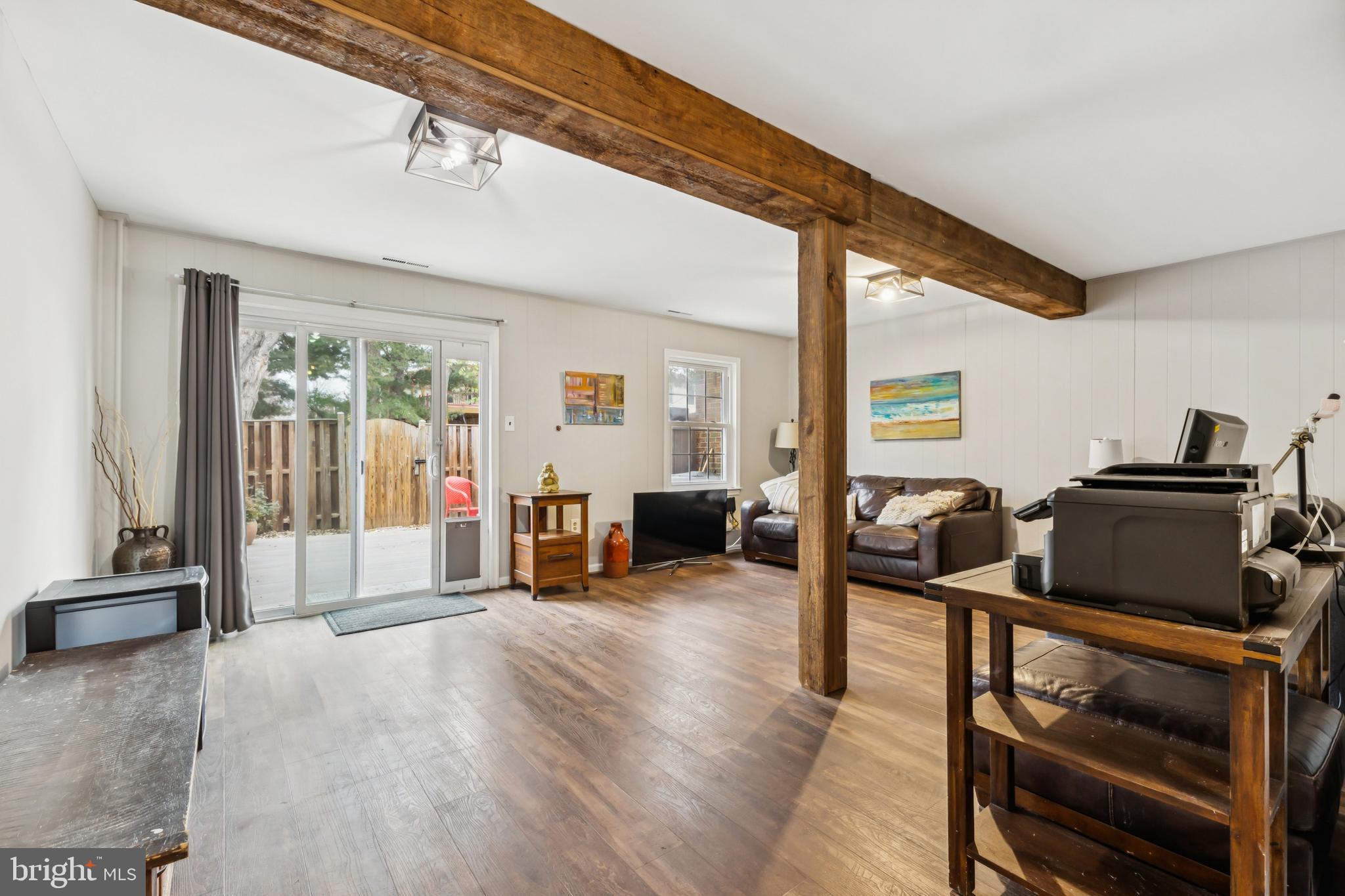 VIENNA COMMONS - Residential Lease