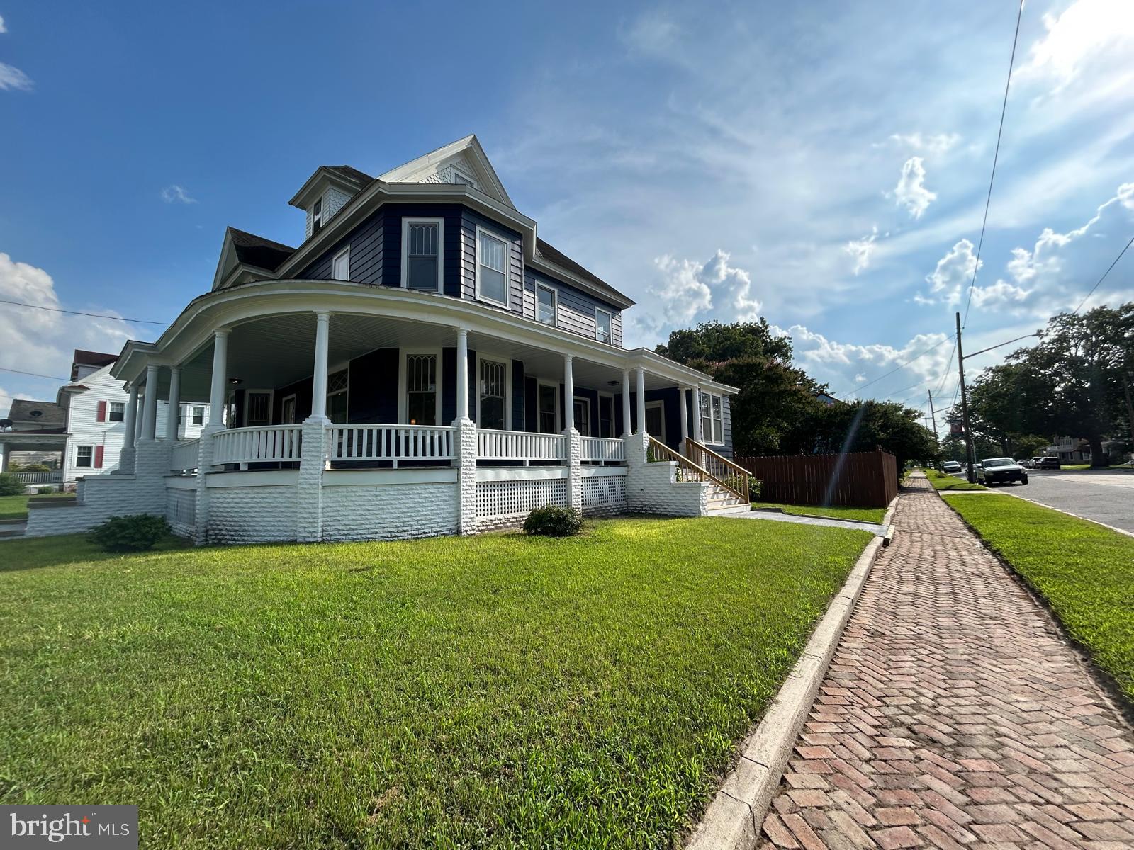200 S MAIN STREET