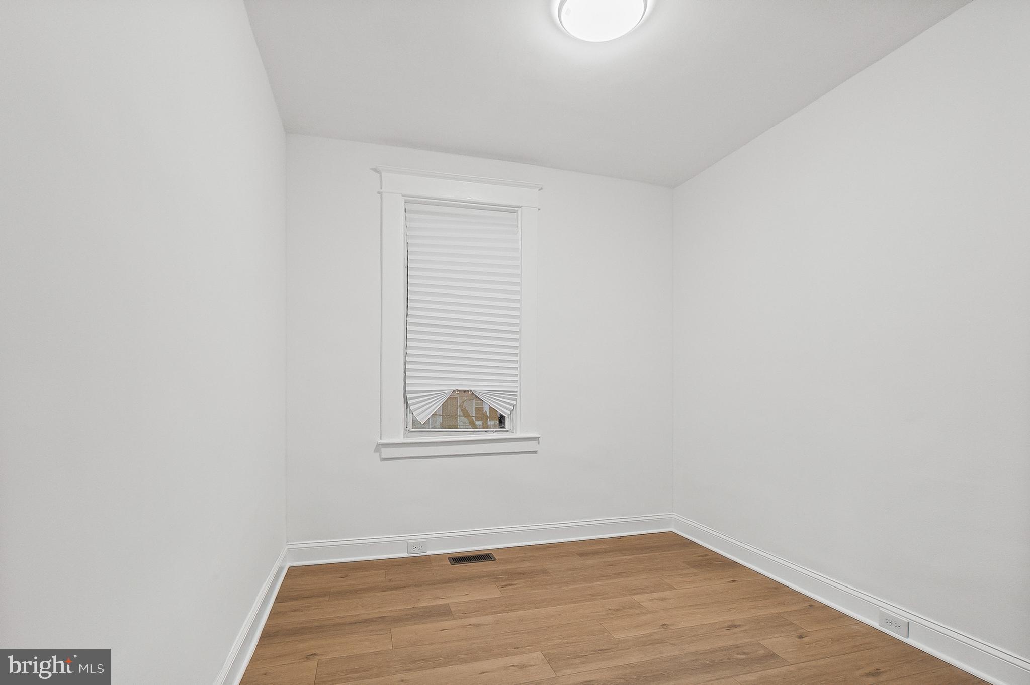 WESTPORT - Residential