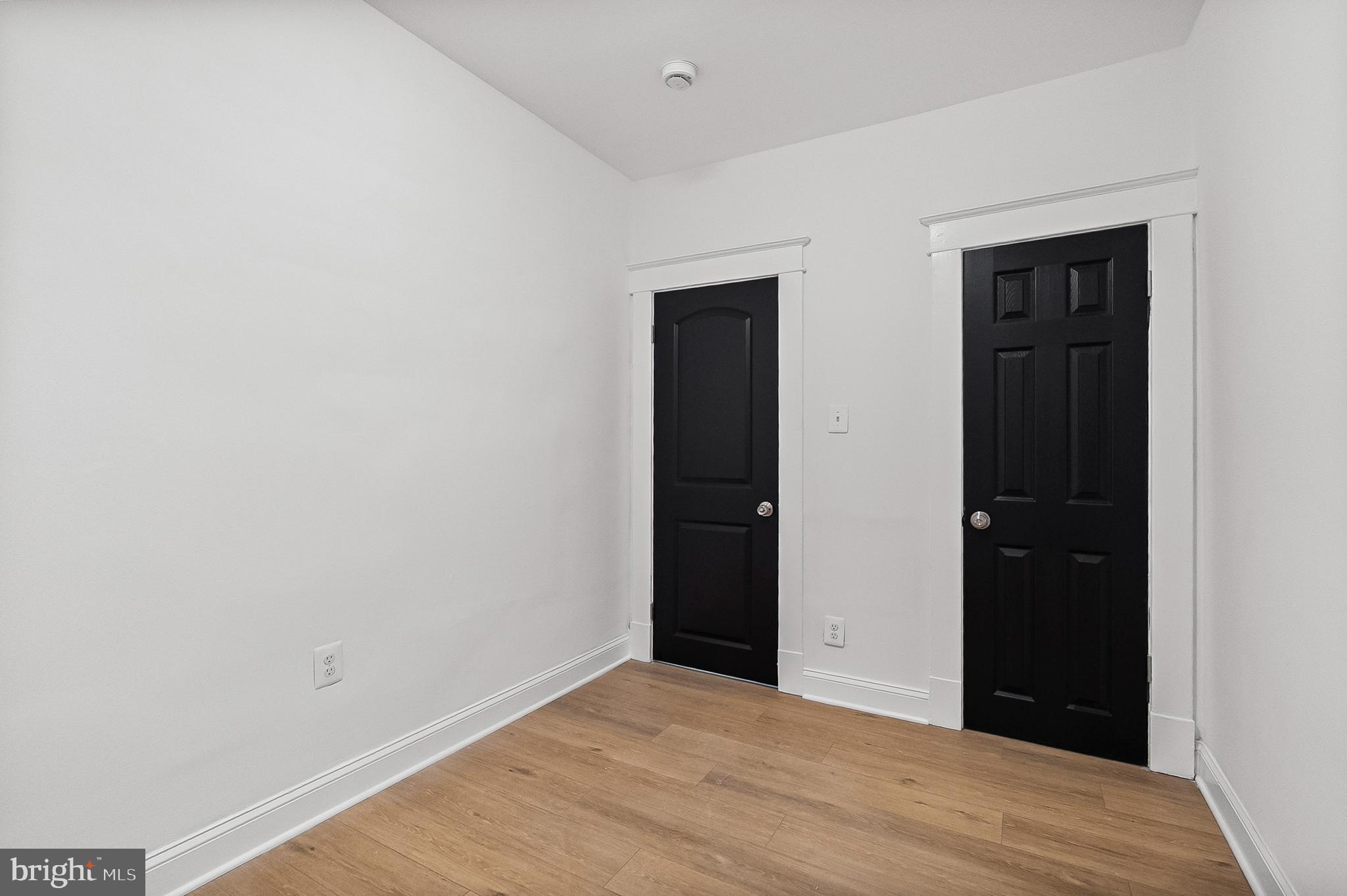 WESTPORT - Residential