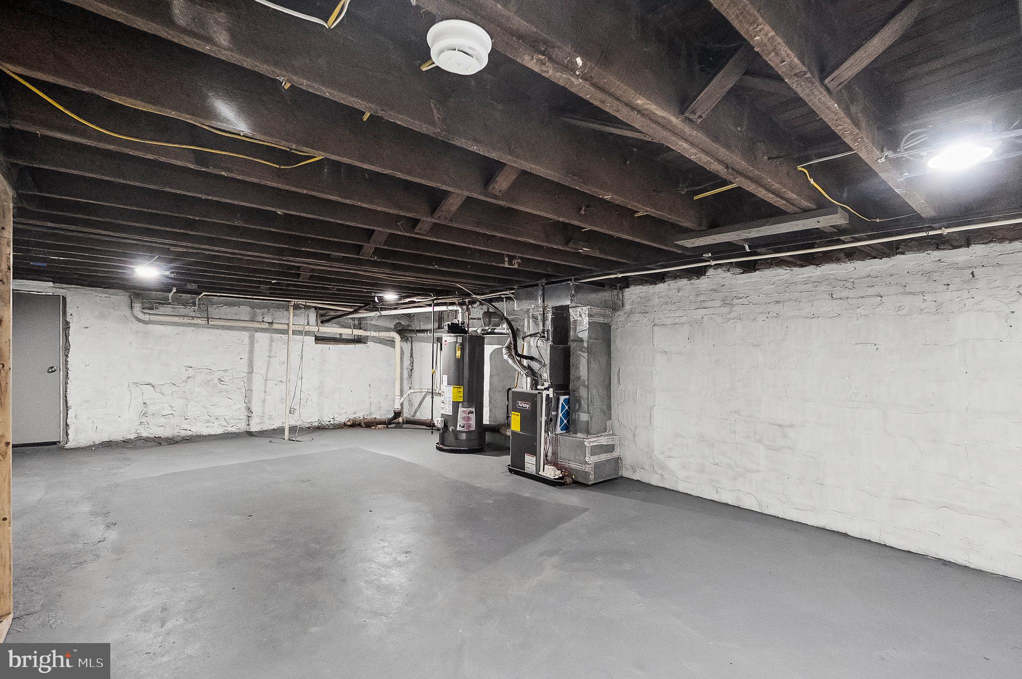 WESTPORT - Residential