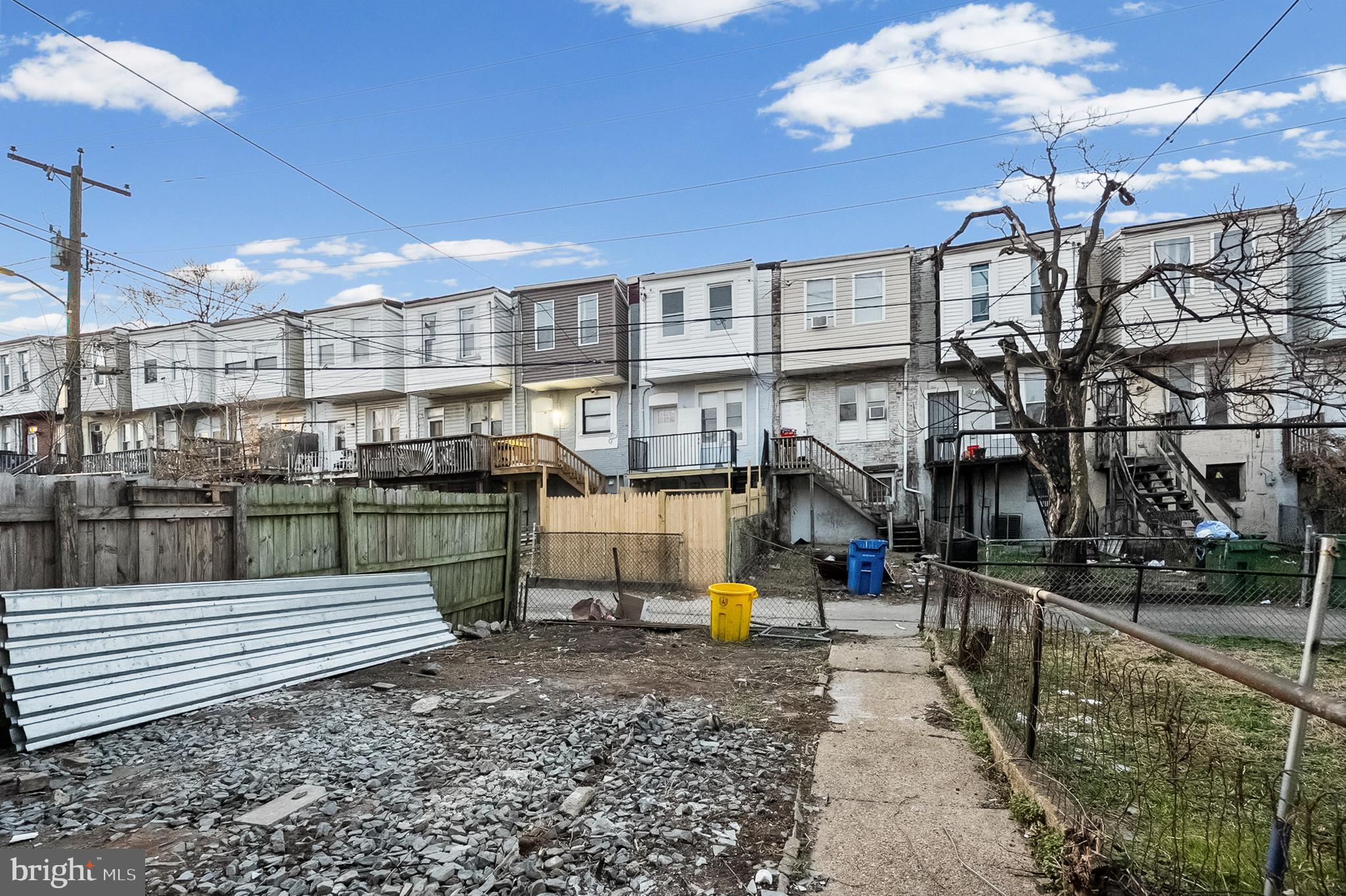 WESTPORT - Residential