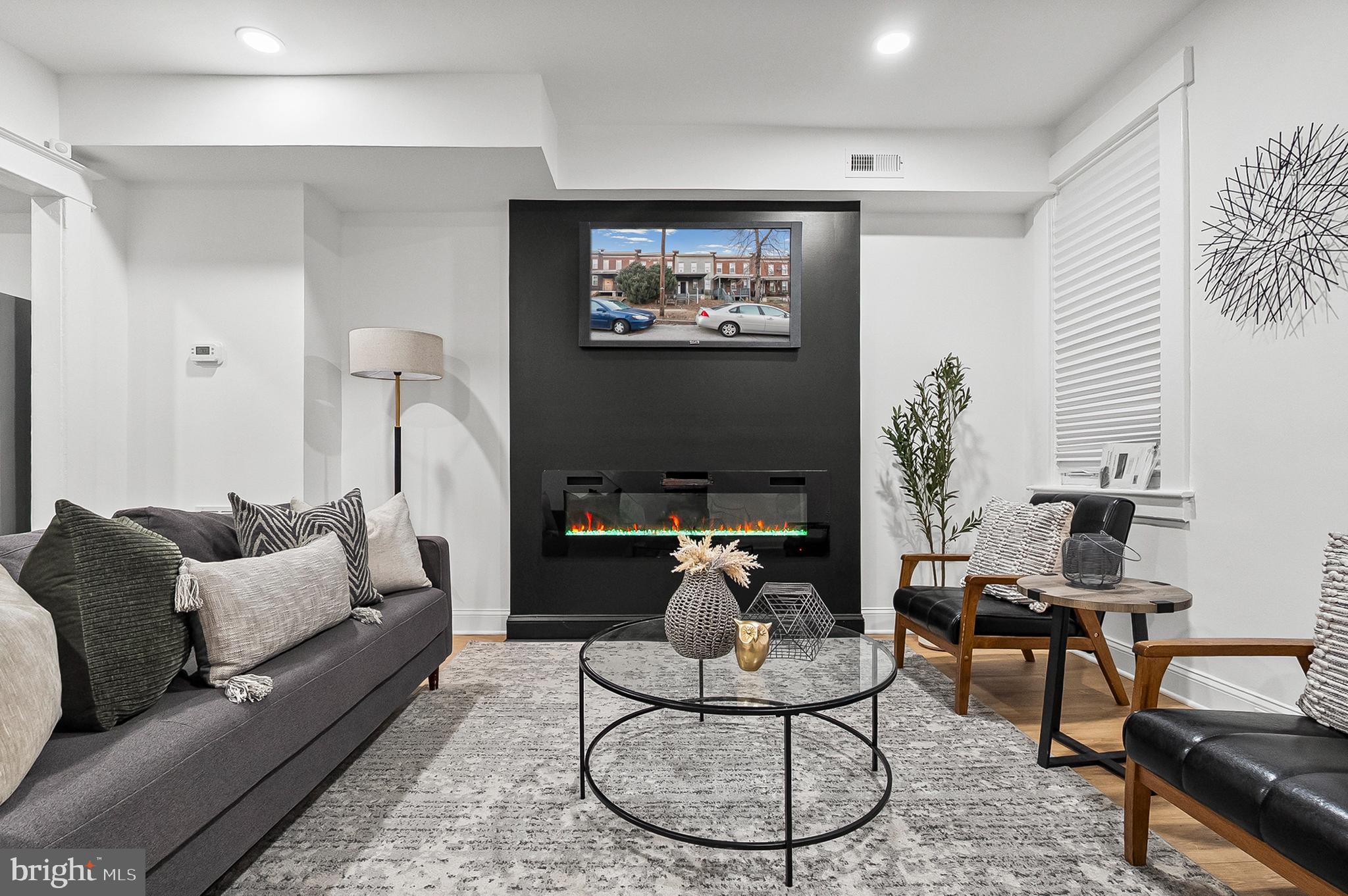 WESTPORT - Residential