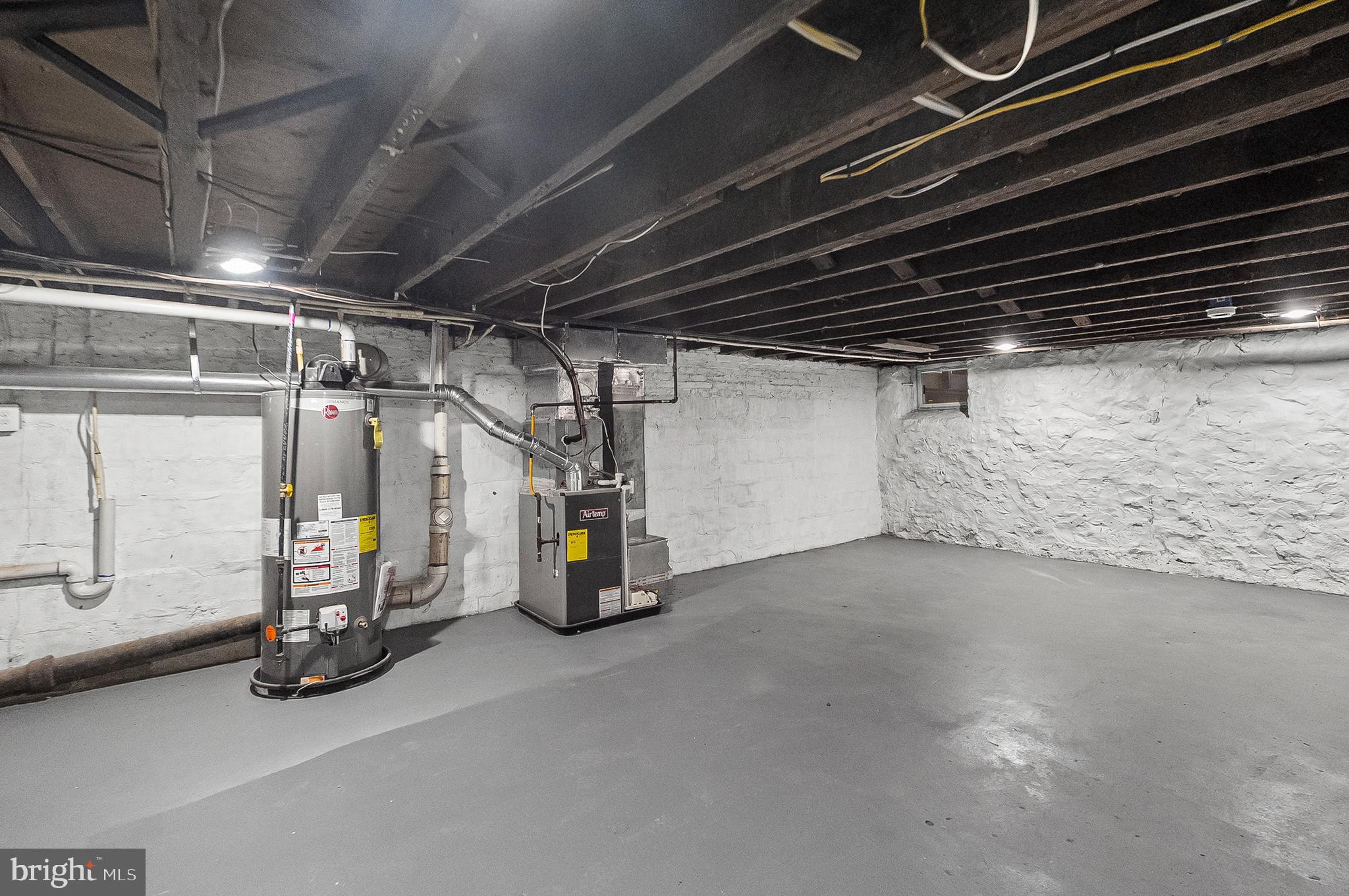 WESTPORT - Residential