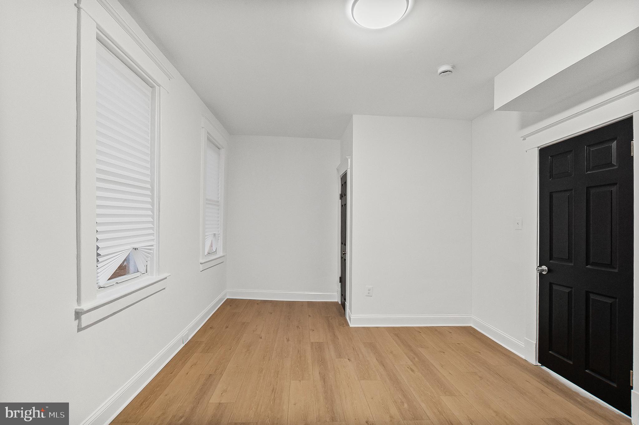 WESTPORT - Residential