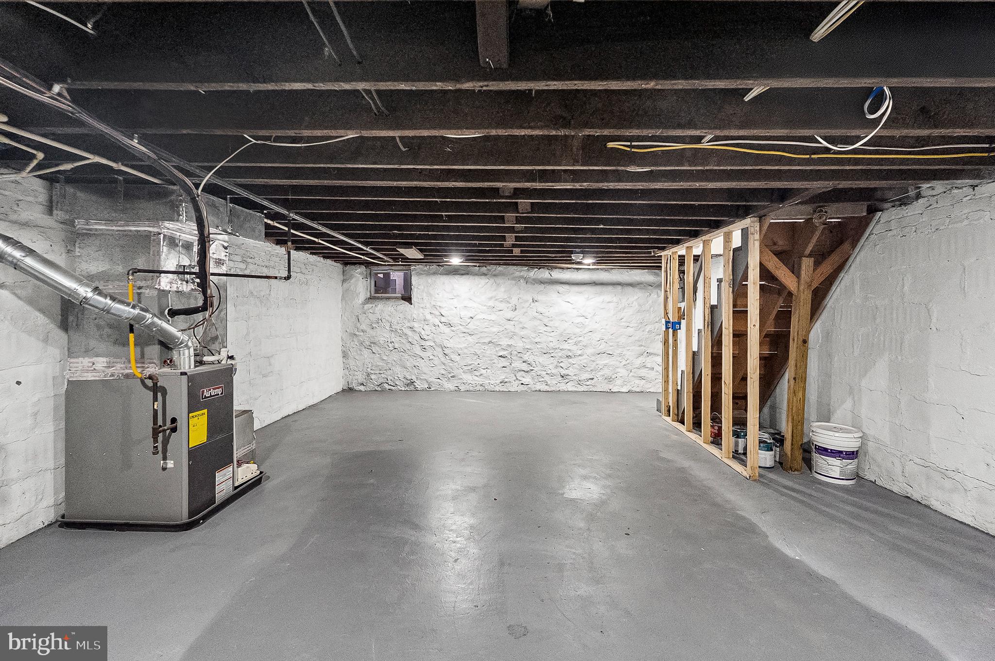 WESTPORT - Residential